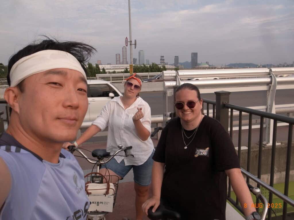 Seoul Slow Ride bike ttareunggi