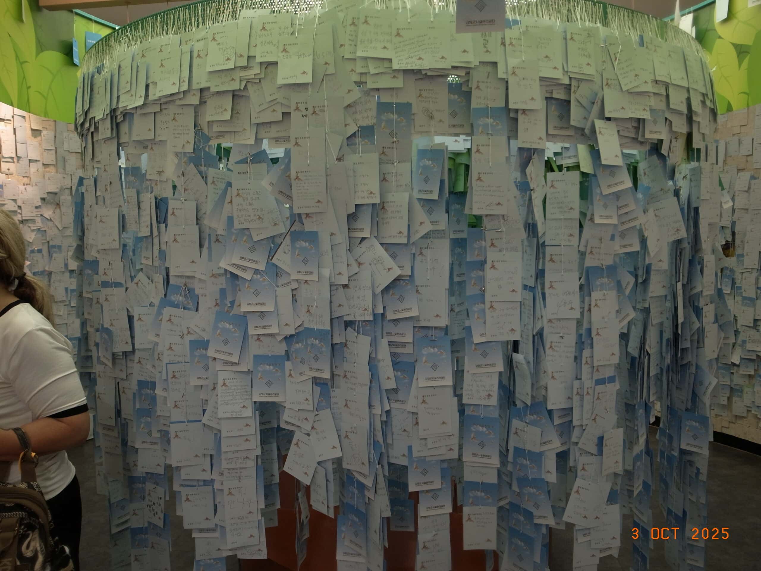 Peace messages at DMZ